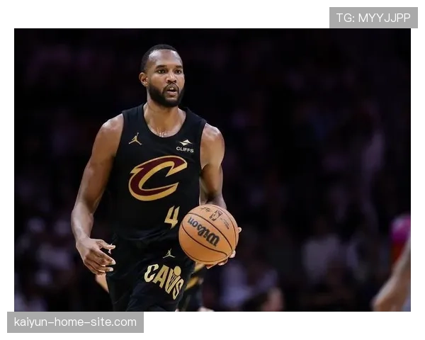 莫布利获DPOY后更进一步 骑士前锋防守端表现全面